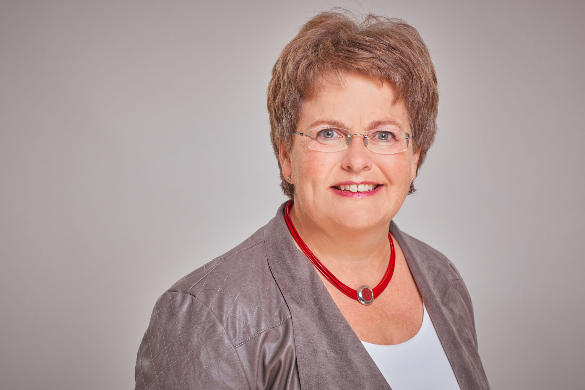 Sabine Knobel